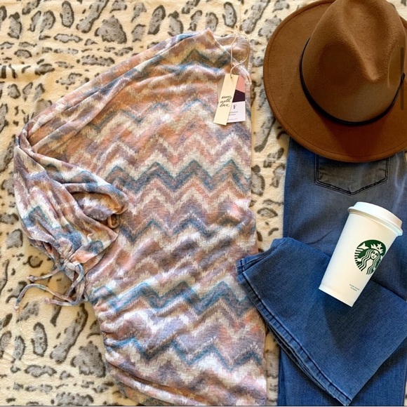 S LEFT Bohemian chevron tie sleeve knit top - Picture 3 of 4